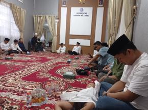 Pimpinan UBB Gelar Rapat Koordinasi Peningkatan Kinerja Unit Kerja dan Buka Puasa Bersama